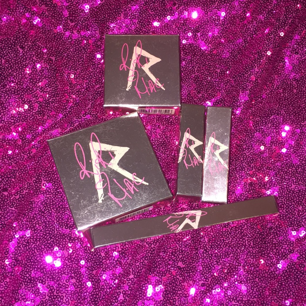 RiRi Mac Collection